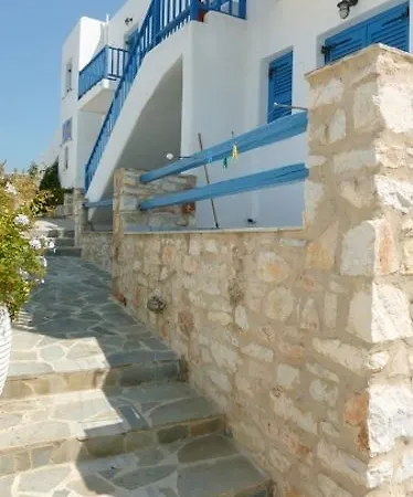 Ioanna Aparthotel 3*