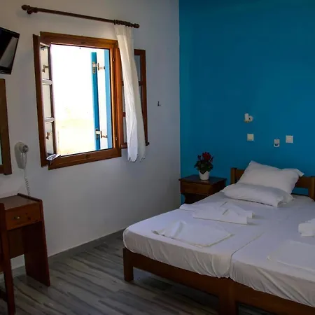 Ioanna 4* Naousa (Paros)