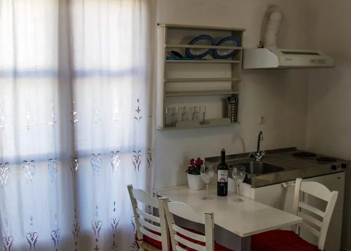 Aparthotel Ioanna 4*