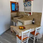 Ioanna Apartmanhotel Náusza