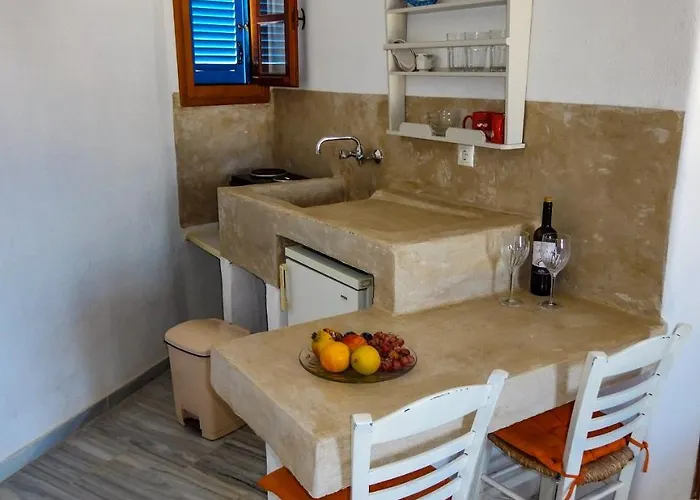 Ioanna Aparthotel Naoussa