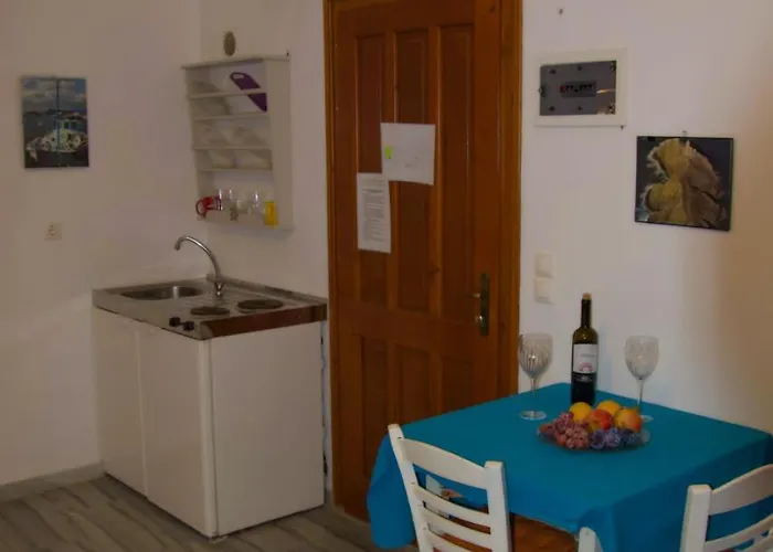 Ioanna Aparthotel 4*